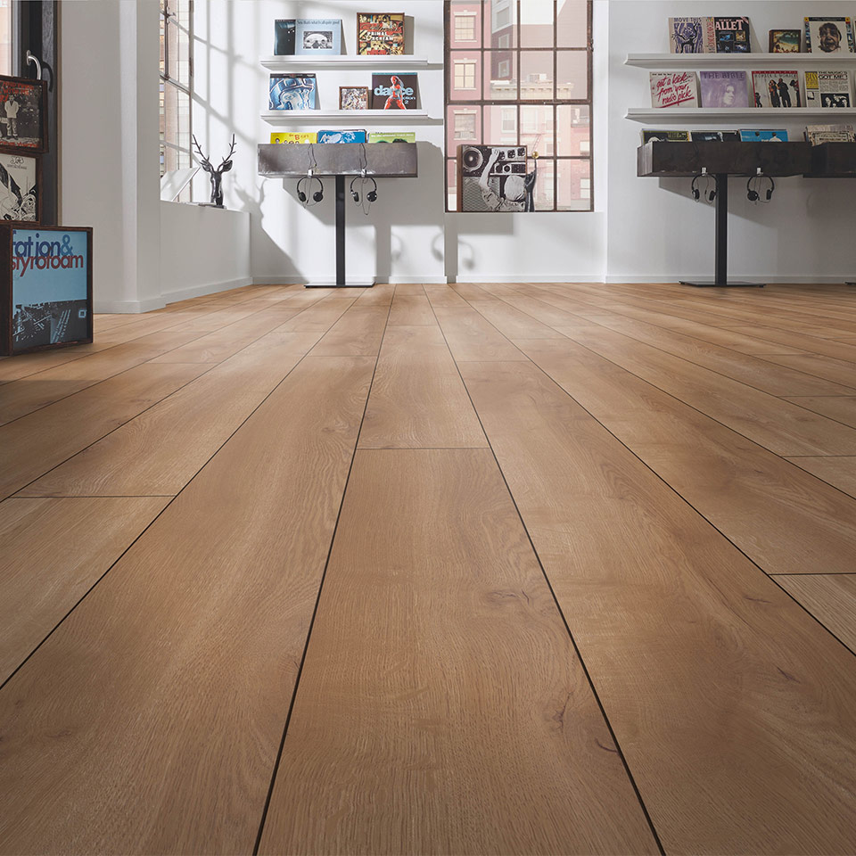 D41612_1845_188_V4---VS_9024_M+_sRGB